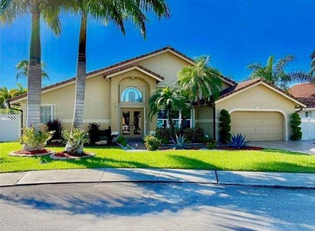 6972 NW 19th Street, Margate, FL 33063
