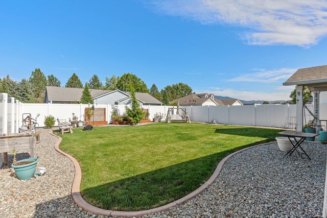 418 N Arc Ct, Spokane Valley, WA 99016