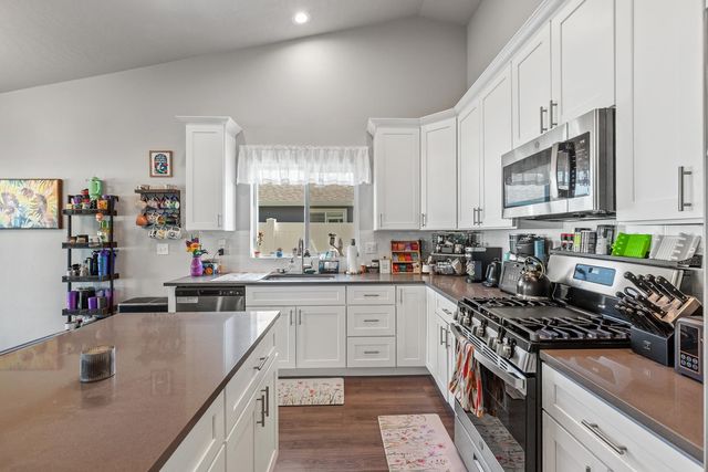 418 N Arc Ct, Spokane Valley, WA 99016