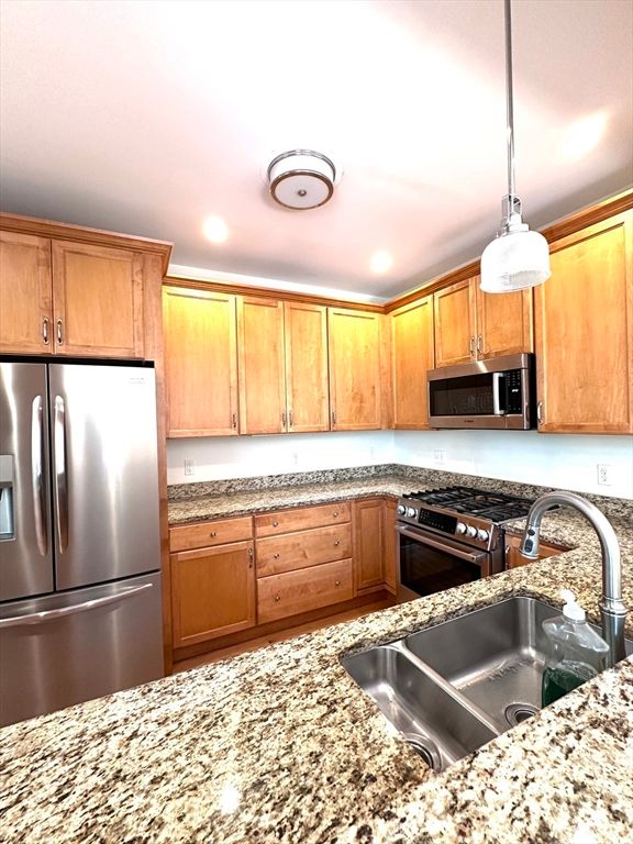 92 Johnson Woods Dr 92, Reading, MA 01867