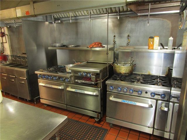 1456 Lincoln Hwy, N Versailles, PA 15137