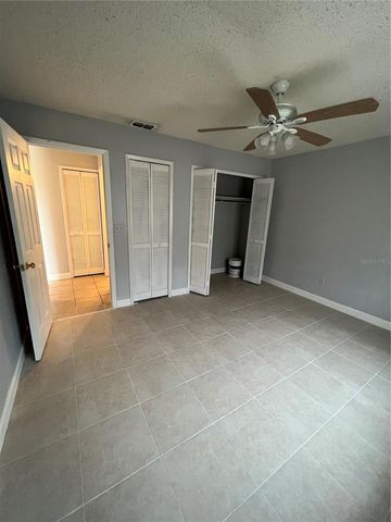 2812 HUNT CLUB LANE 2812, Orlando, FL 32826