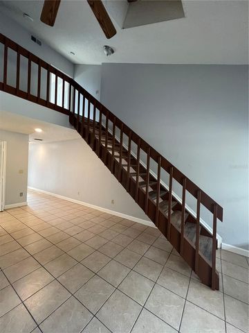 2812 HUNT CLUB LANE 2812, Orlando, FL 32826