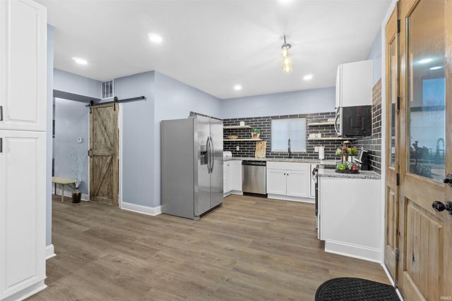 106 N Washington Street, Van Buren, IN 46991