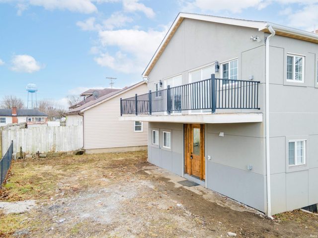 106 N Washington Street, Van Buren, IN 46991