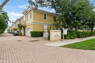 3020 NE 5th Terrace, Wilton Manors, FL 33334