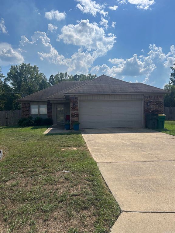 5600 greewood acres Boulevard, Little Rock, AR 72204