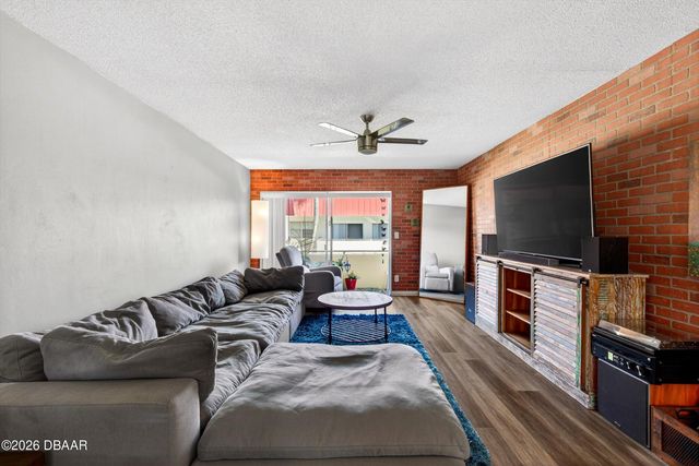 2801 N Halifax Ave Apt 246, Daytona Beach, FL 32118