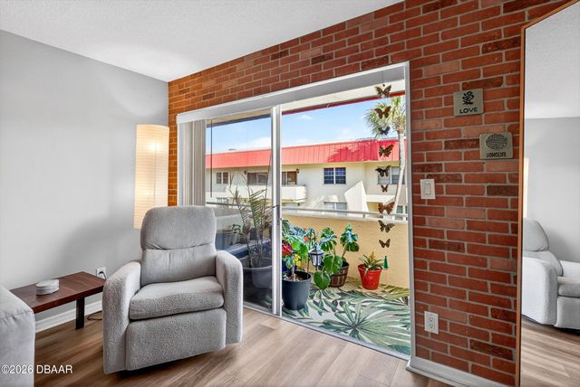 2801 N Halifax Ave Apt 246, Daytona Beach, FL 32118