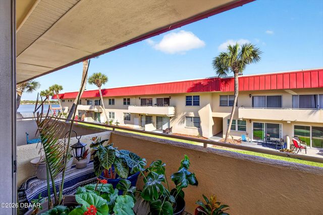 2801 N Halifax Ave Apt 246, Daytona Beach, FL 32118