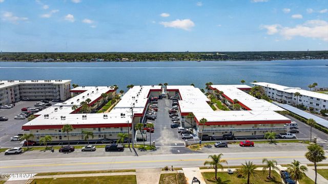 2801 N Halifax Ave Apt 246, Daytona Beach, FL 32118
