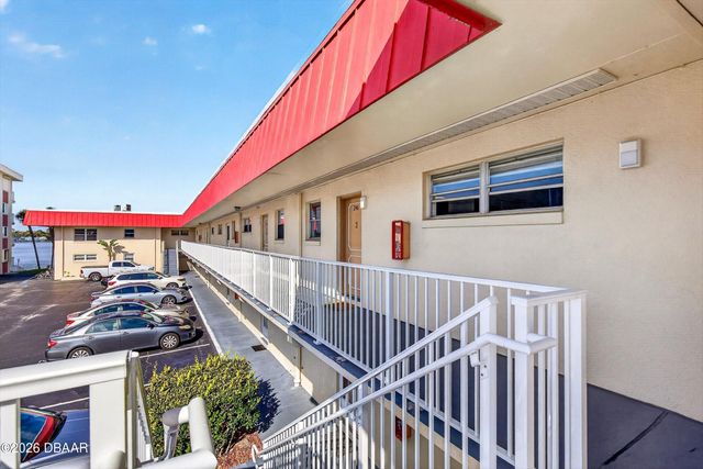 2801 N Halifax Ave Apt 246, Daytona Beach, FL 32118