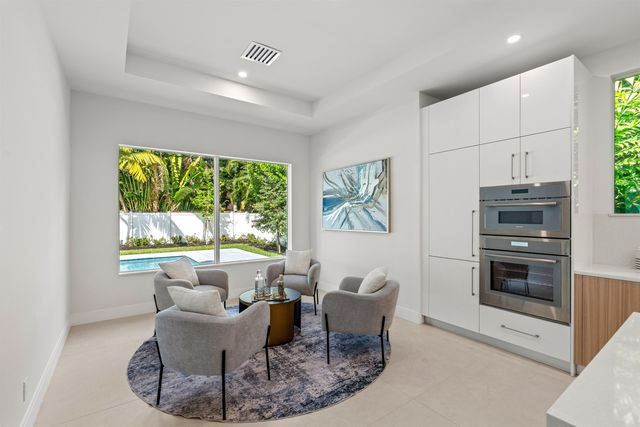 417 Lake Drive, Delray Beach, FL 33444