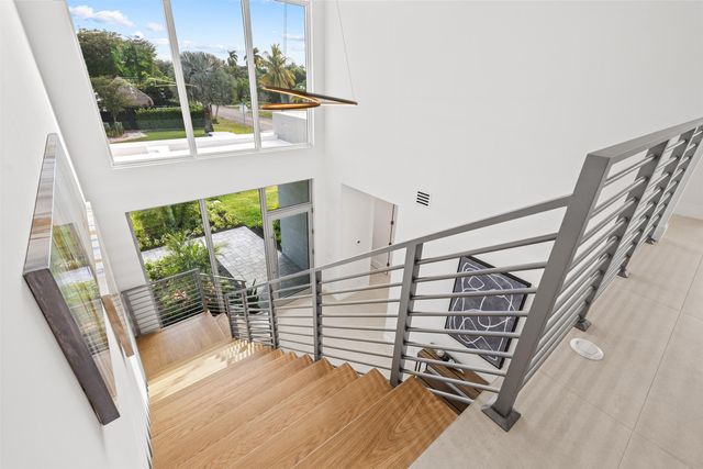 417 Lake Drive, Delray Beach, FL 33444