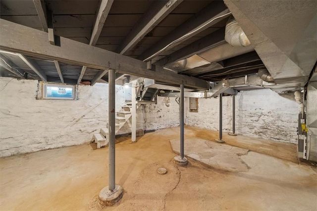 3409 Olive Avenue, Kansas City, MO 64109