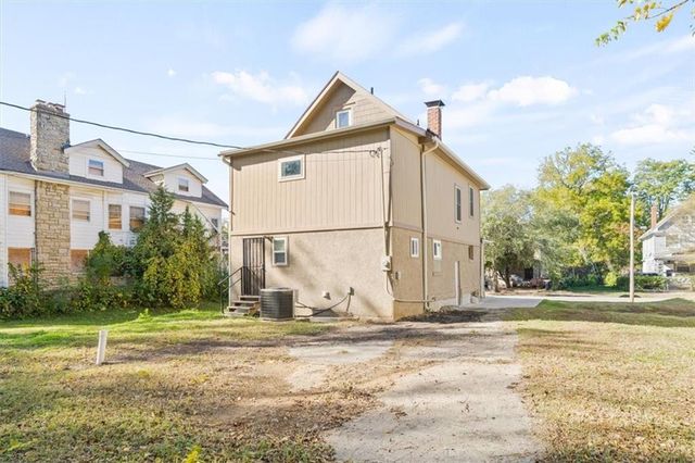 3409 Olive Avenue, Kansas City, MO 64109