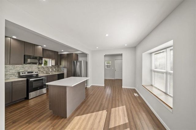 3409 Olive Avenue, Kansas City, MO 64109