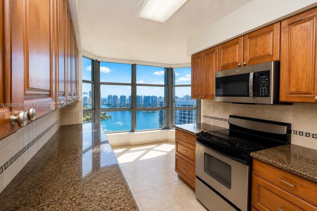 3500 Mystic Pointe Drive 3701, Aventura, FL 33180