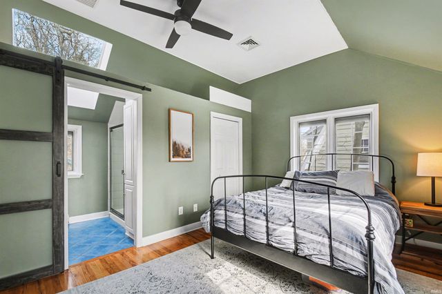 1905 E Madison Street, South Bend, IN 46617