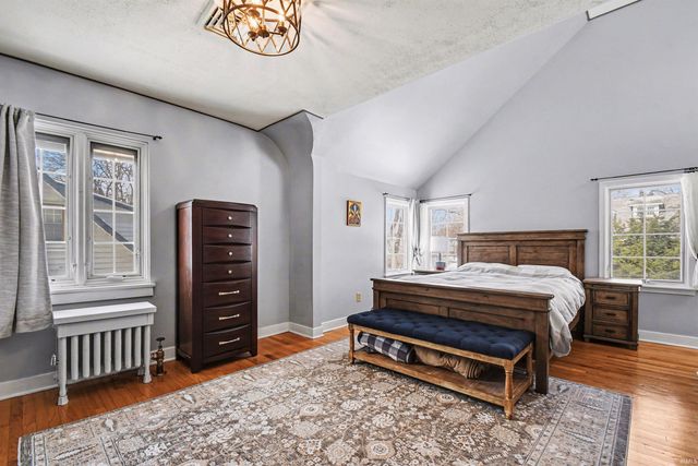 1905 E Madison Street, South Bend, IN 46617