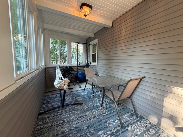 158-160 School 158, Watertown, MA 02472