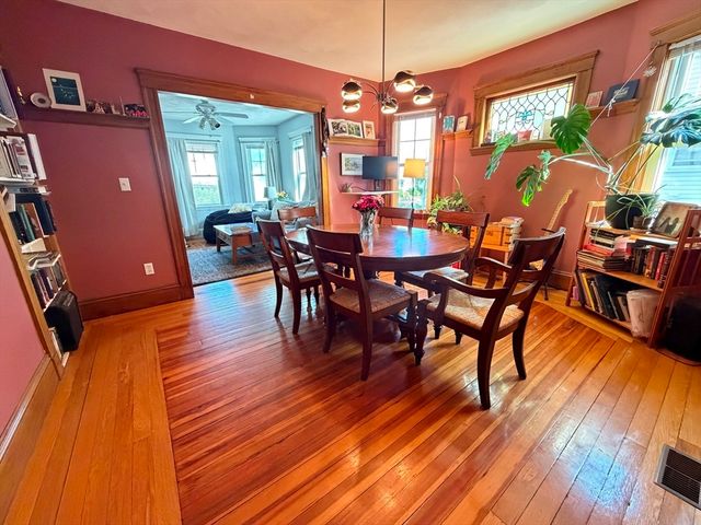 158-160 School 158, Watertown, MA 02472