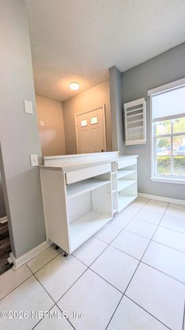 12311 KENSINGTON LAKES Drive 2504, Jacksonville, FL 32246