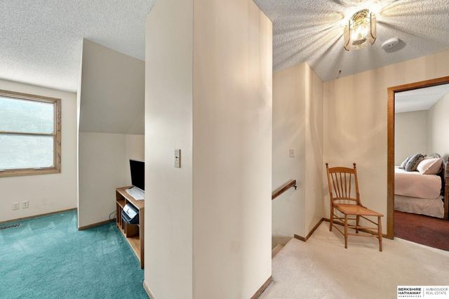 5441 S Dove Lane, Lincoln, NE 68516