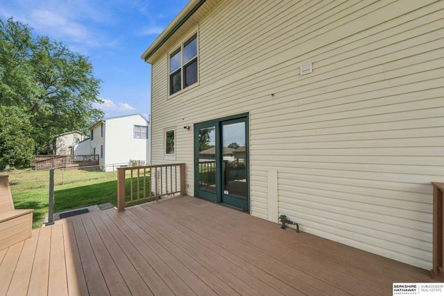 5441 S Dove Lane, Lincoln, NE 68516