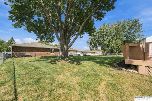 5441 S Dove Lane, Lincoln, NE 68516