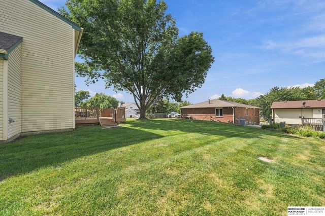 5441 S Dove Lane, Lincoln, NE 68516