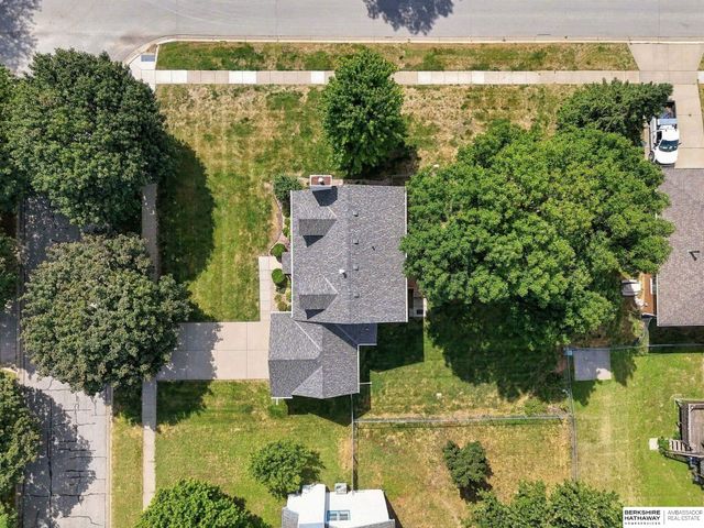 5441 S Dove Lane, Lincoln, NE 68516