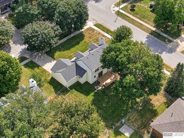 5441 S Dove Lane, Lincoln, NE 68516