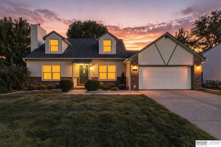 5441 S Dove Lane, Lincoln, NE 68516