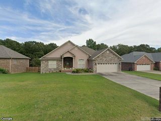 1302 Lost Creek Drive, Jacksonville, AR 72076