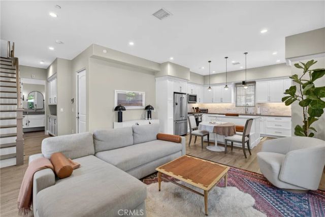 3918 W 242nd Street, Torrance, CA 90505