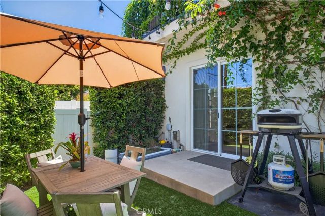 3918 W 242nd Street, Torrance, CA 90505