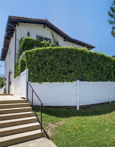 3918 W 242nd Street, Torrance, CA 90505