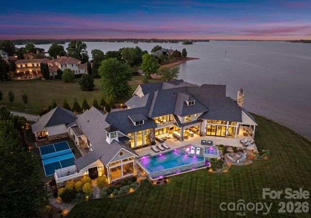 8515 Norman Estates Drive, Denver, NC 28037