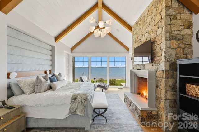 8515 Norman Estates Drive, Denver, NC 28037
