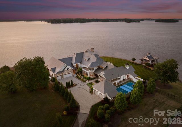 8515 Norman Estates Drive, Denver, NC 28037