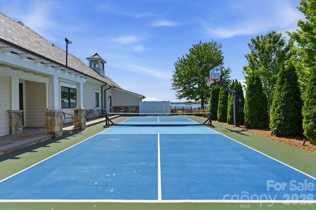 8515 Norman Estates Drive, Denver, NC 28037