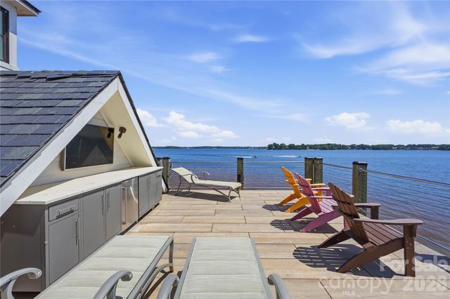 8515 Norman Estates Drive, Denver, NC 28037