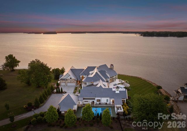 8515 Norman Estates Drive, Denver, NC 28037