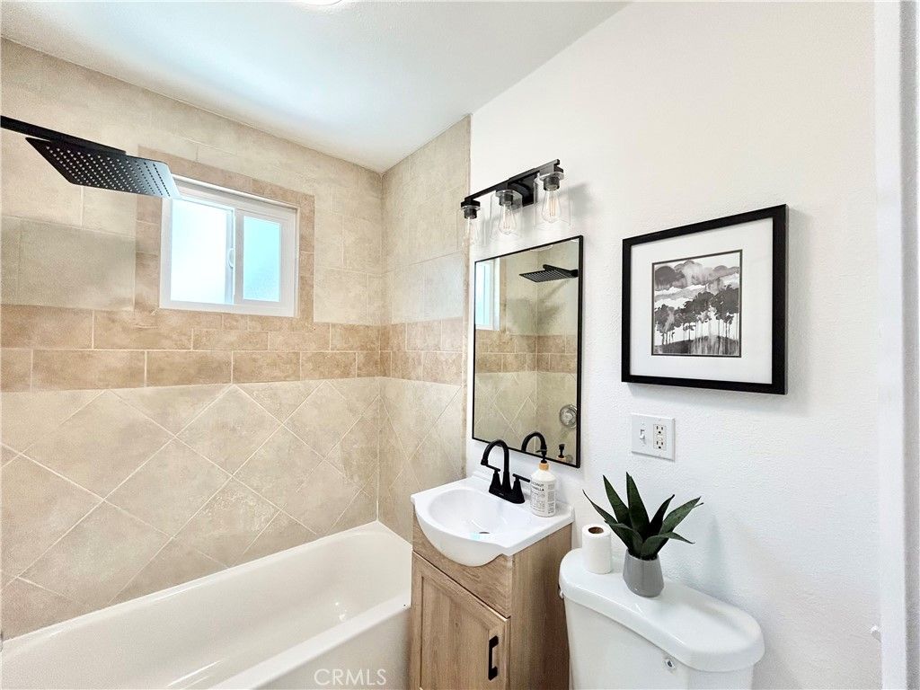 Image 5 of property listing at 13013 Woodridge, La Mirada, CA 90638