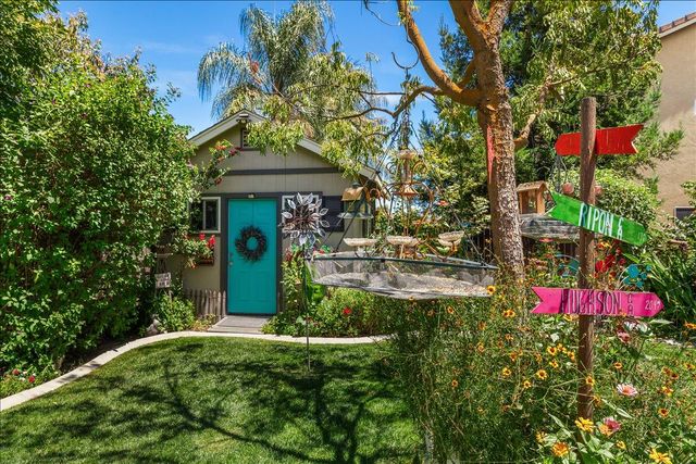 253 W Shasta Ave, Ripon, CA 95366