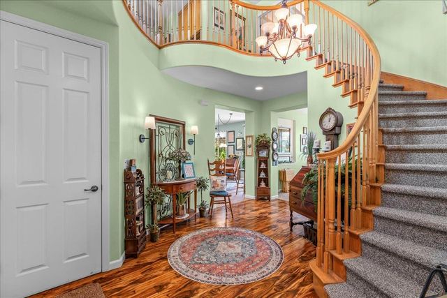 253 W Shasta Ave, Ripon, CA 95366