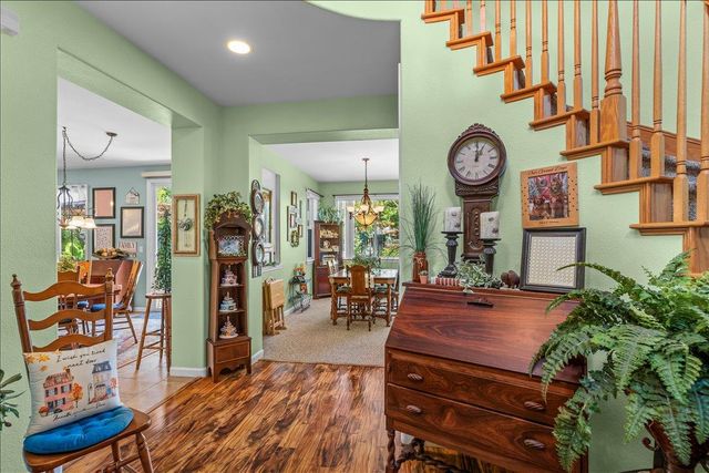253 W Shasta Ave, Ripon, CA 95366