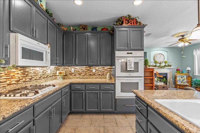 253 W Shasta Ave, Ripon, CA 95366