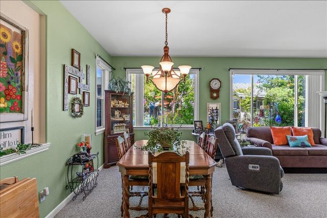 253 W Shasta Ave, Ripon, CA 95366